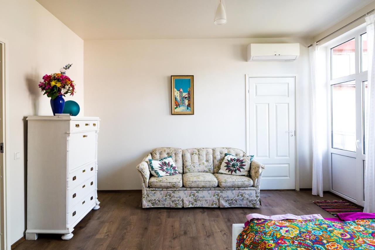 Karusselli Beach Apartment Parnu Ngoại thất bức ảnh