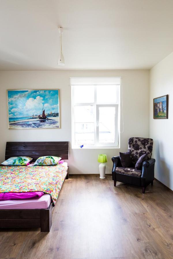 Karusselli Beach Apartment Parnu Ngoại thất bức ảnh